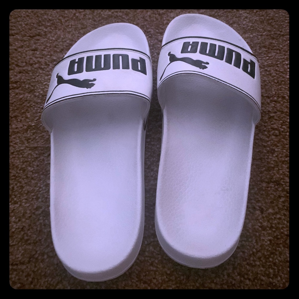PUMA white & black slides women 9.5 EUC